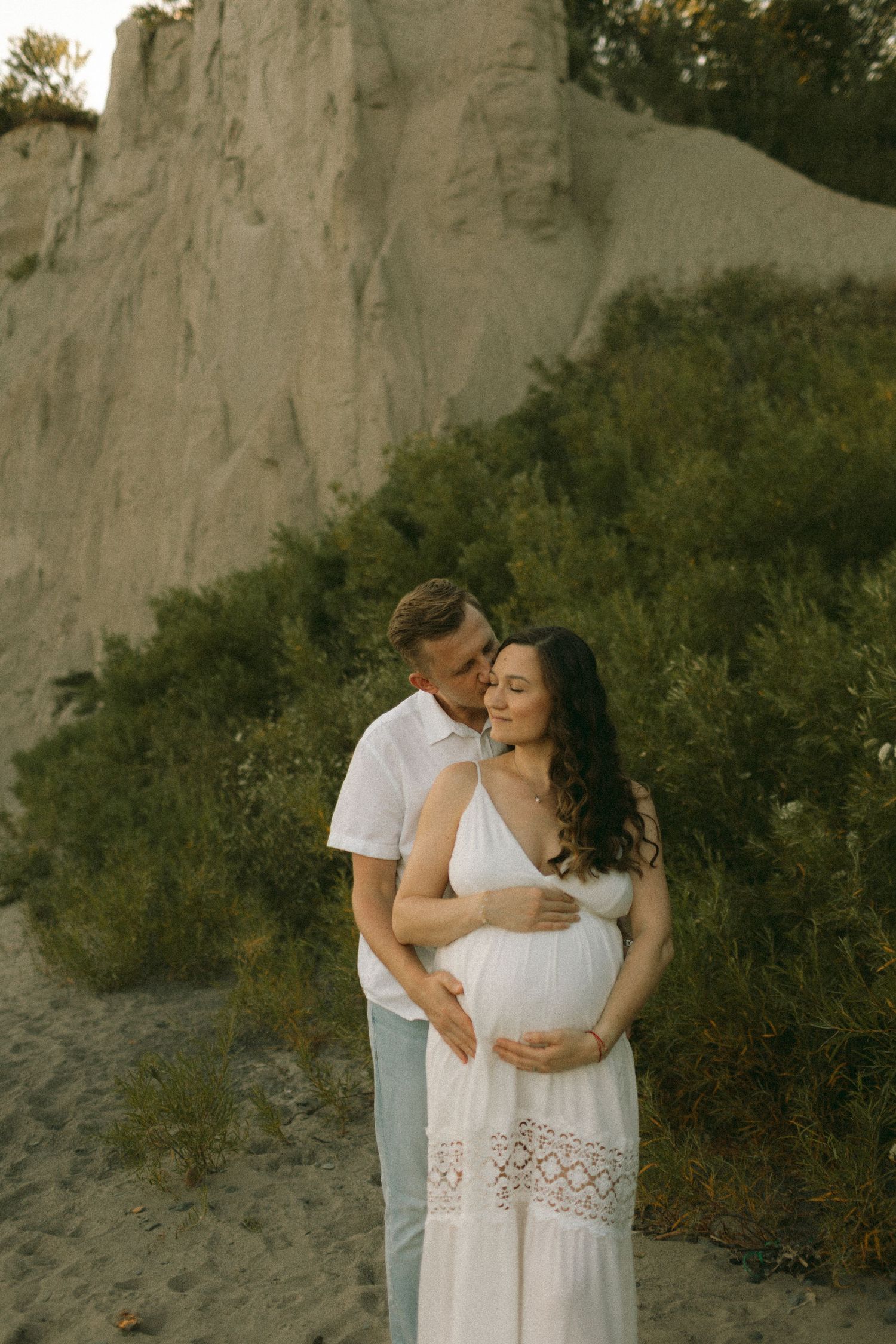 Maternity Photographer Near Me, Maternity photos, Brantford Maternity photographer, Cambridge Maternity Photographer, Brantford Photographer