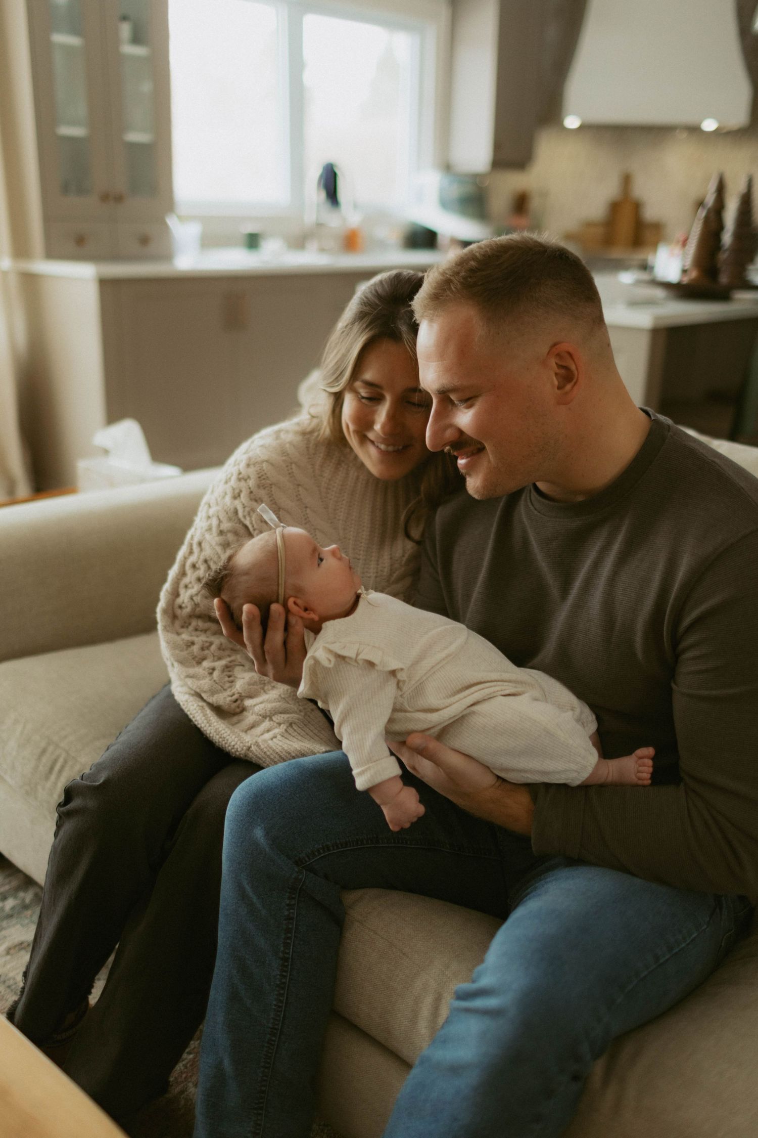 norwich newborn photographer, lifestyle newborn photography near me, photographer near me, woodstock photographer, newborn photographers