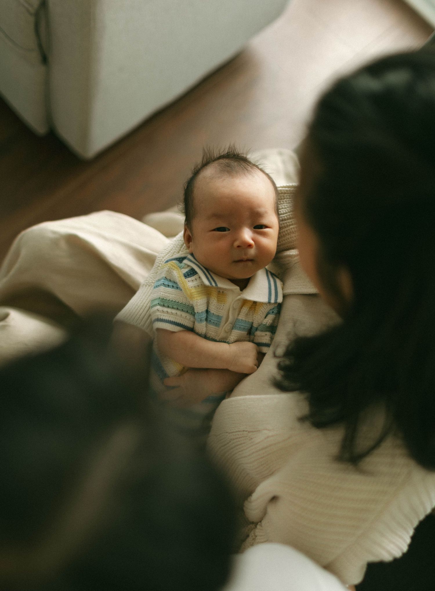 Lifestyle Newborn photographer near me, lifestyle newborn photographer brantford ,newborn photographer paris ontario, cambridge photographer