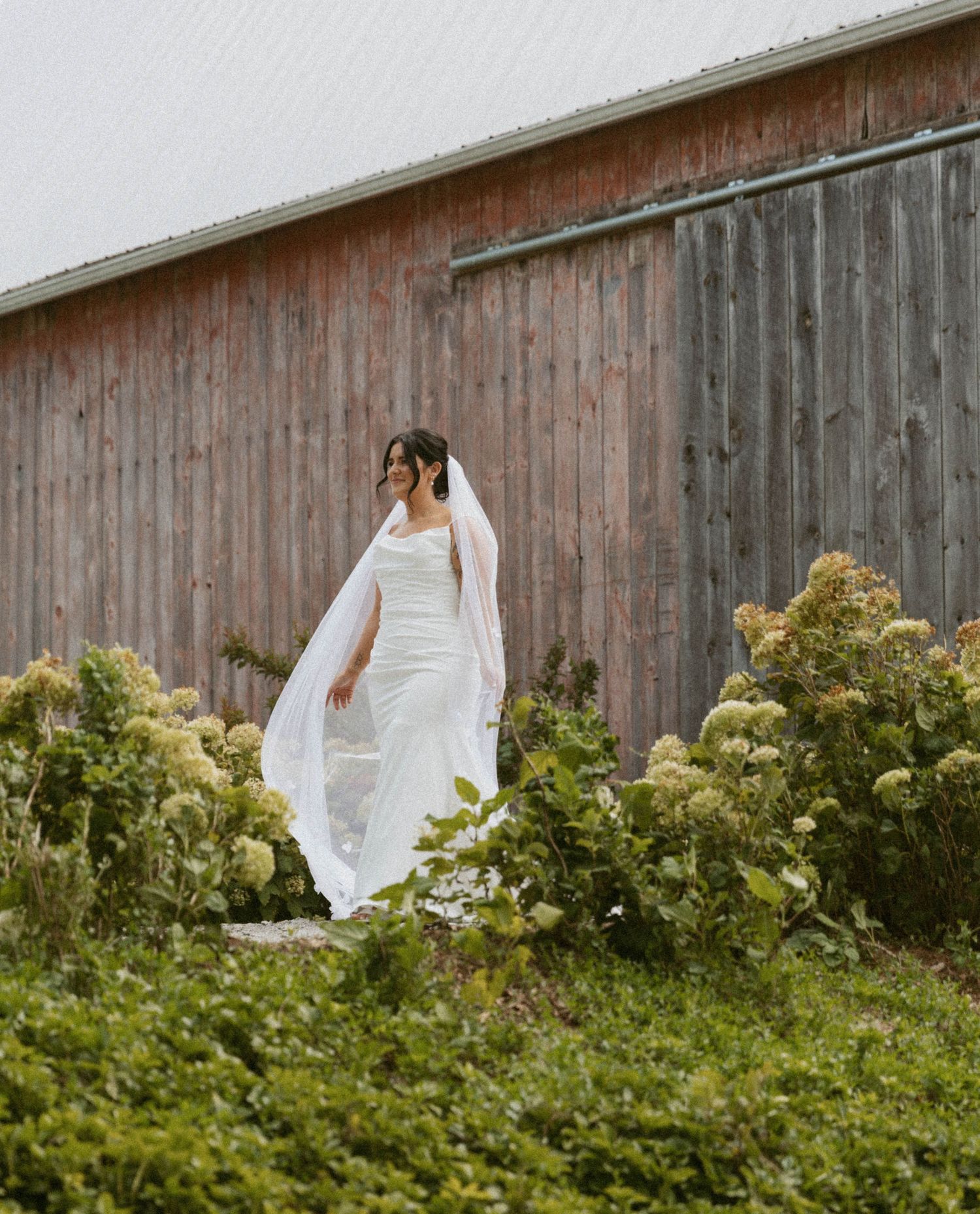 cinematic photographer near me, storytelling photography near me, vintage photography, film photography, woodstock wedding photographer