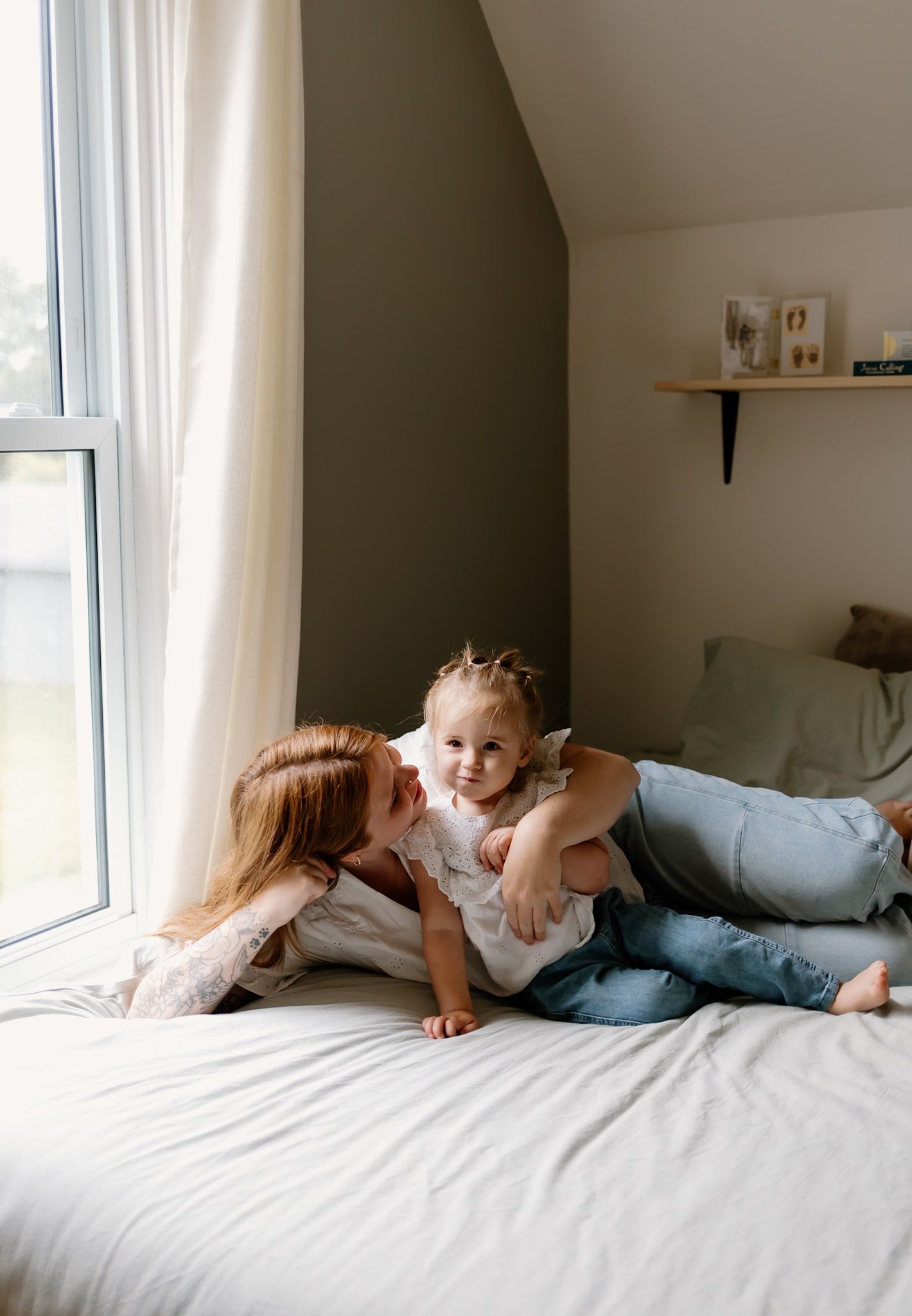 newborn photographer, woodstock newborn photographer, woodstock photographer, newborn photographer near me, lifestyle newborn photographer