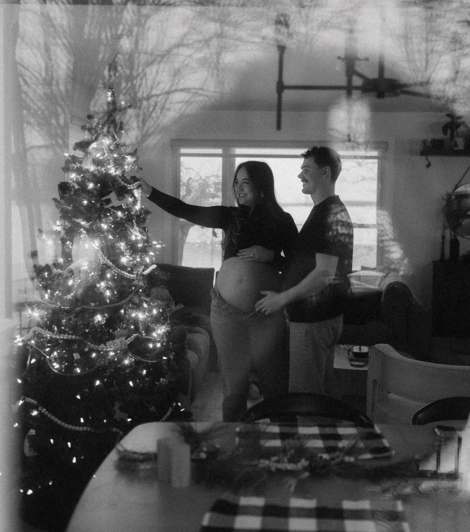 Maternity photographer serving London Ontario and surrounding areas, focused on emotive, connection driven imagery and real moments