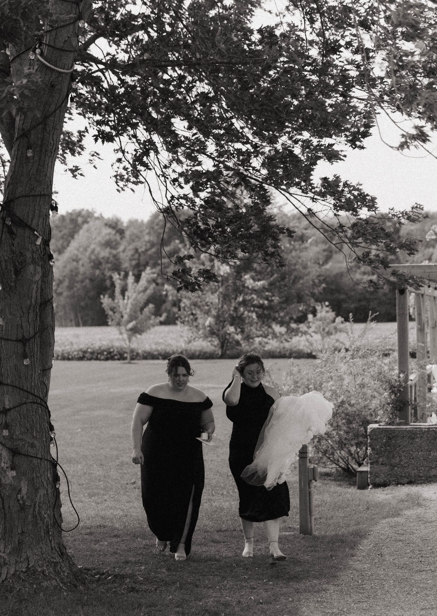 wedding photogrpher near me, wedding photographer paris ontario, paris ontario wedding, paris ontario photographer, Woodstock wedding photos