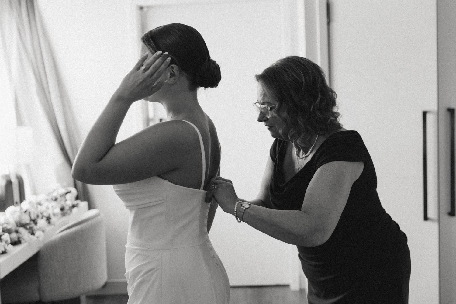 Wedding photographer London Ontario, cinematic documentary weddings, natural moments, emotional storytelling