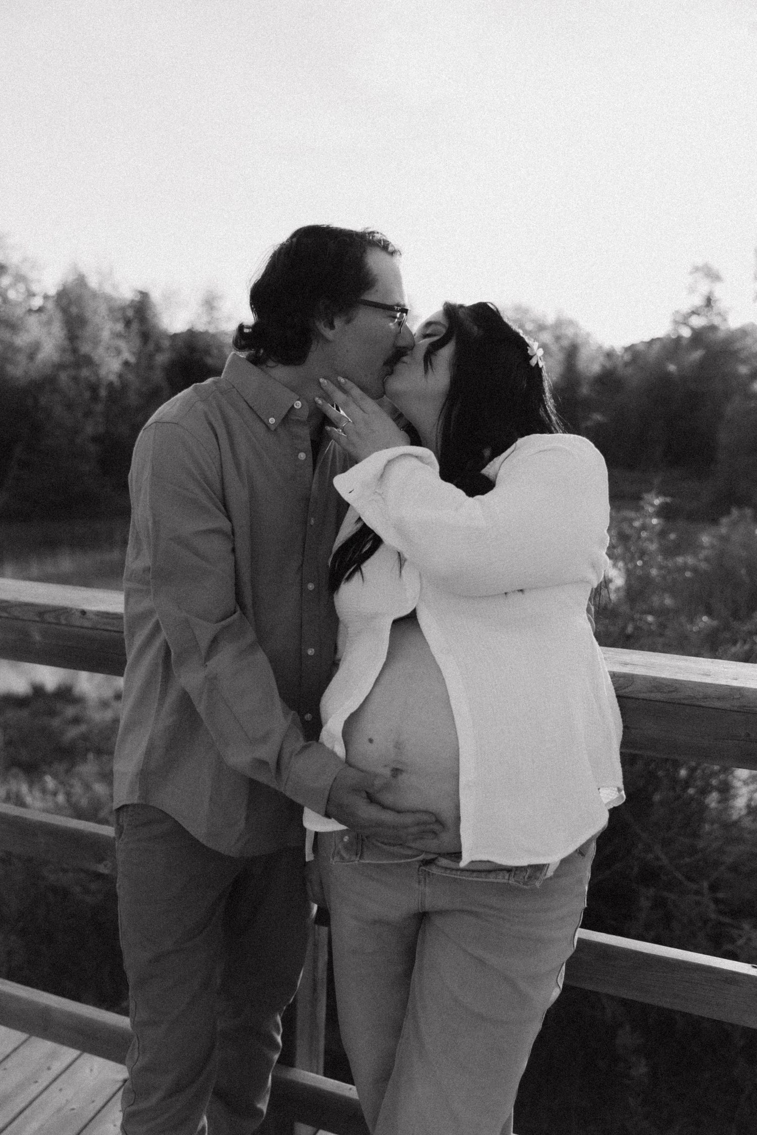 Maternity Photographer Near Me, Maternity photos, Brantford Maternity photographer, Cambridge Maternity Photographer, Brantford Photographer