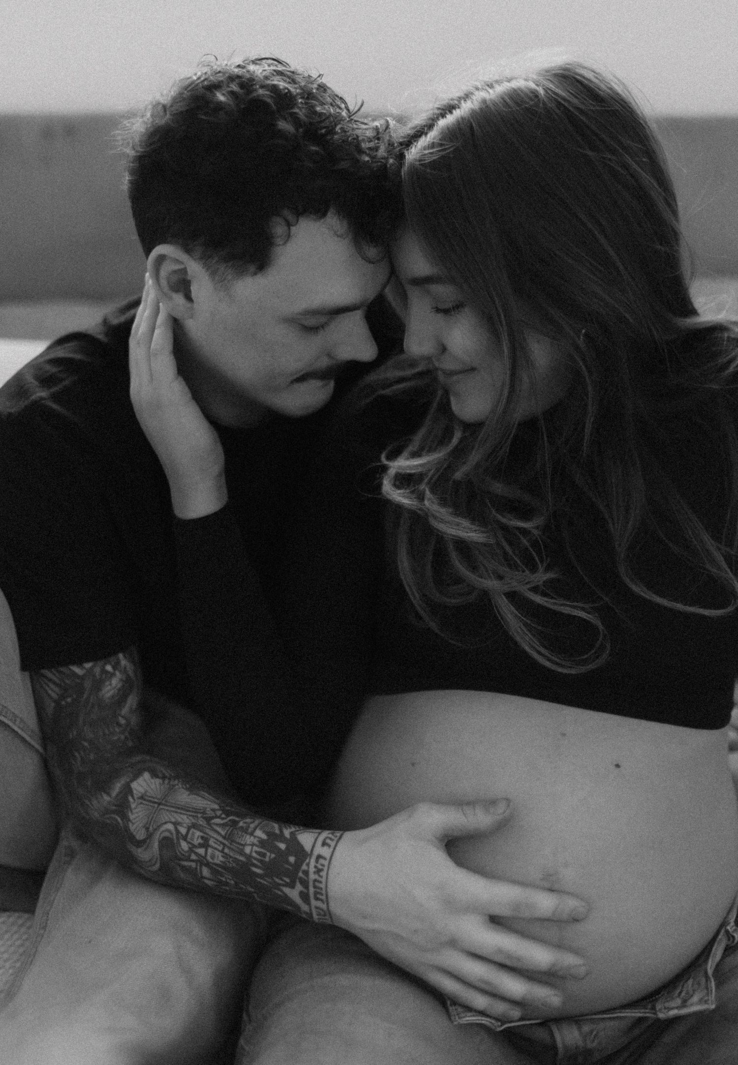 Paris Ontario maternity photography capturing relaxed, natural sessions for couples who value connection over stiff posing