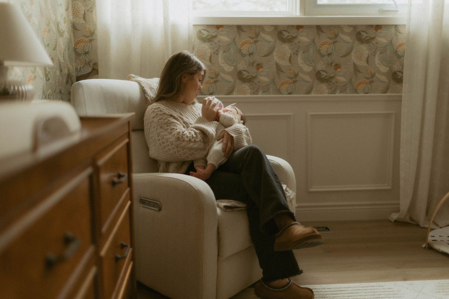 Lifestyle Newborn photographer near me, lifestyle newborn photographer woodstock,newborn photographer norwich,newborn photographer ingersoll