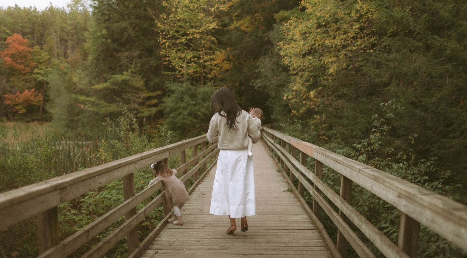 fun family photographer woodstock, lifestyle family photographer woodstock and surrounding areas, family photographer near me, cinematic