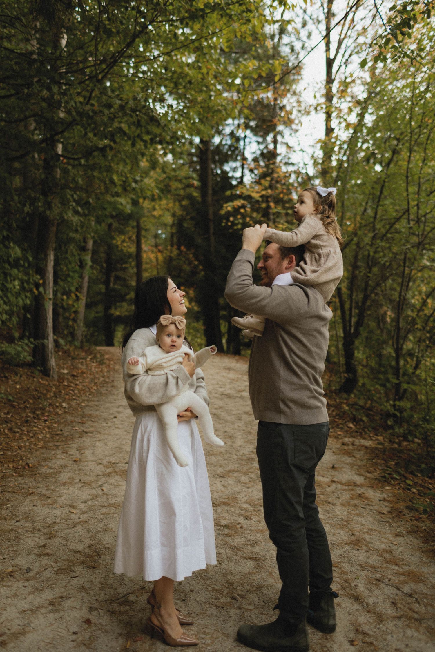fun family photographer woodstock, lifestyle family photographer woodstock and surrounding areas, family photographer near me, cinematic