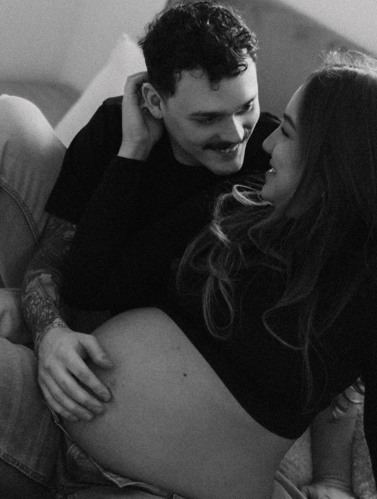 Paris Ontario maternity photography capturing relaxed, natural sessions for couples who value connection over stiff posing