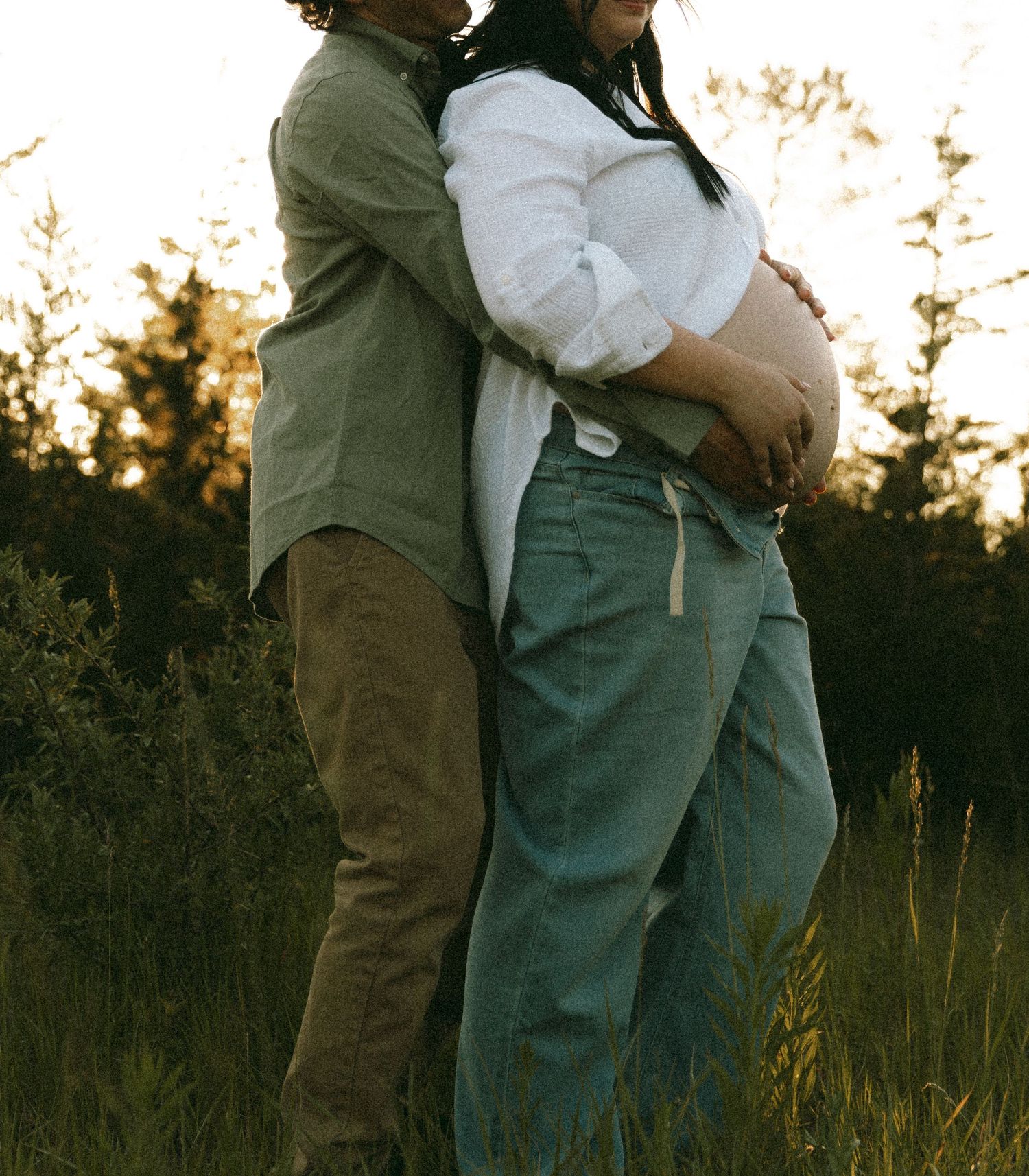 Maternity Photographer Near Me, Maternity photos, Brantford Maternity photographer, Cambridge Maternity Photographer, Brantford Photographer