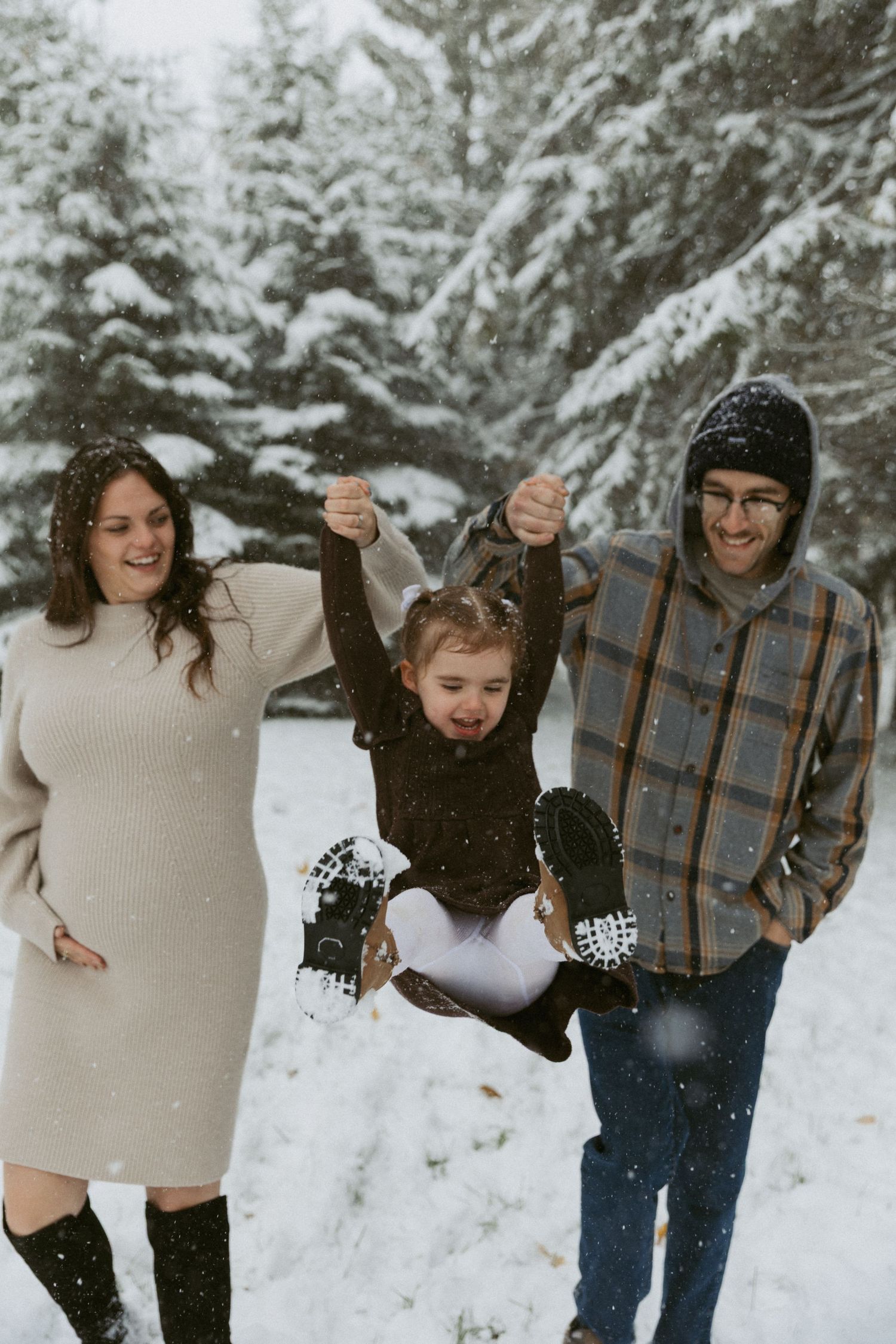 Woodstock Ontario family photographer | London ON family photos | Kitchener Waterloo family photography | Photographer Near Me | Woodstock