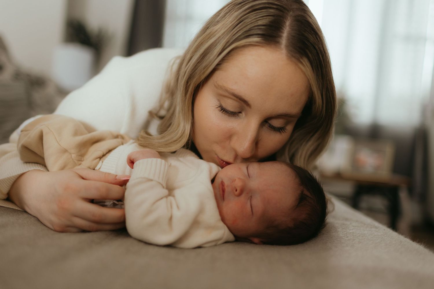 Woodstock Newborn Photographer, Woodstock Maternity Photographer, Woodstock Motherhood Photographer, Woodstock Birth Photographer, Fresh 48