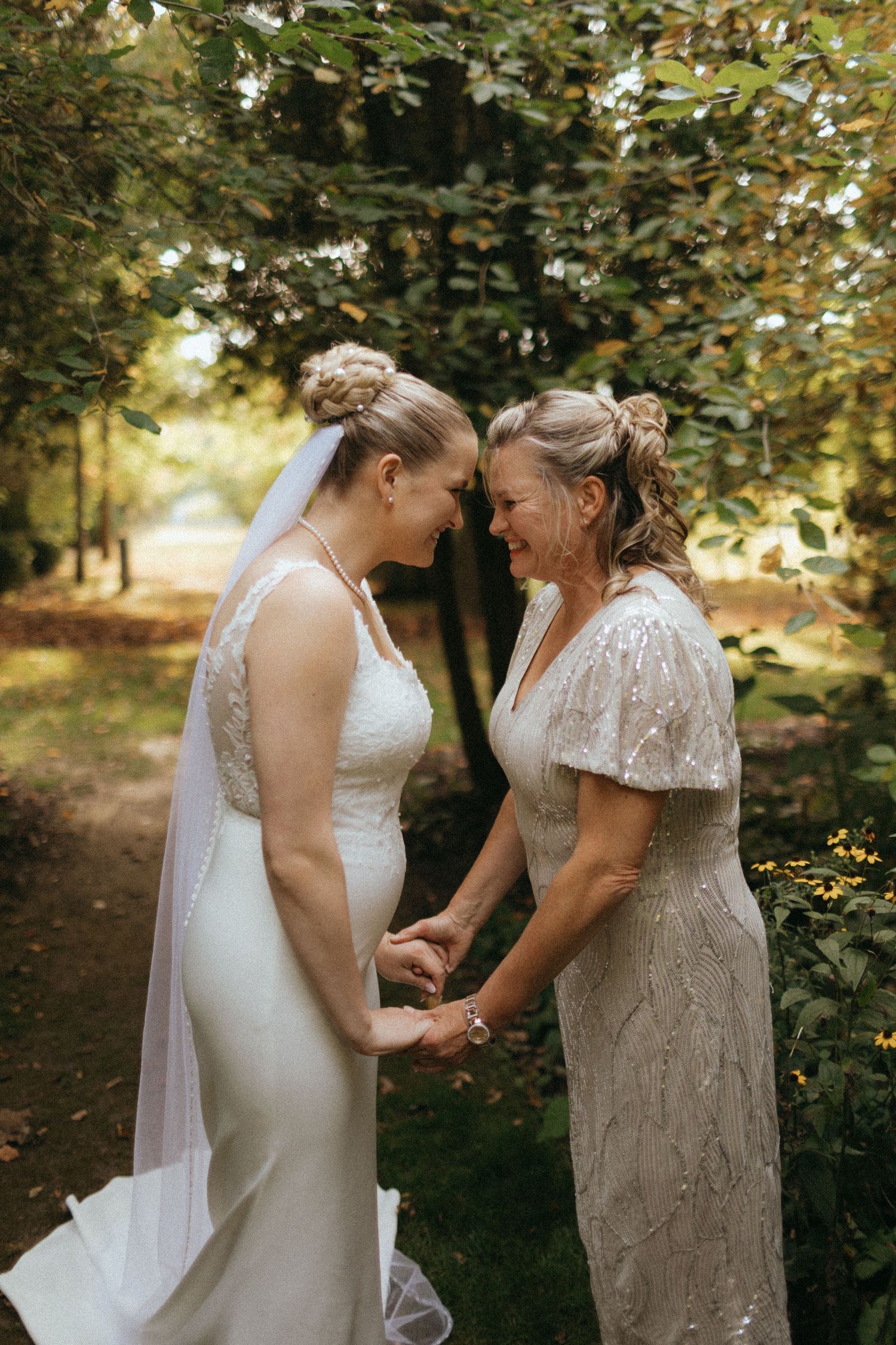 Woodstock wedding photographer, woodstock photographer, wedding photographer near me, ontario wedding photographer, ingersoll wedding photos
