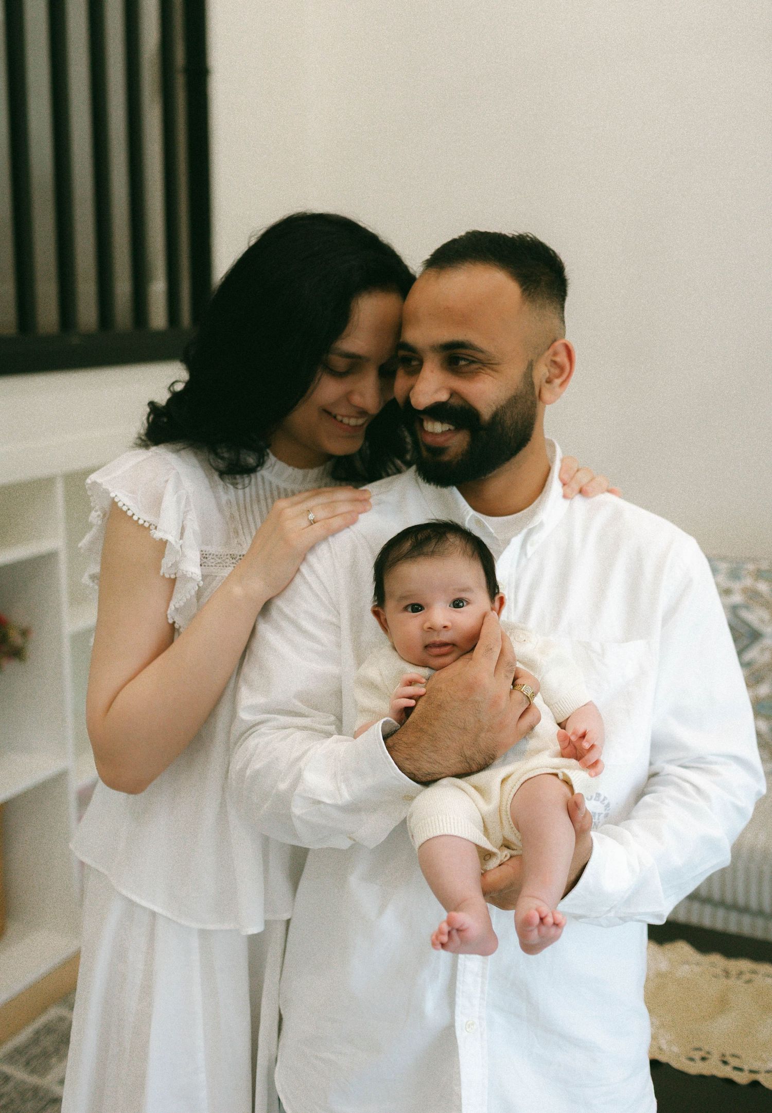 Lifestyle Newborn photographer near me, lifestyle newborn photographer brantford ,newborn photographer paris ontario, cambridge photographer