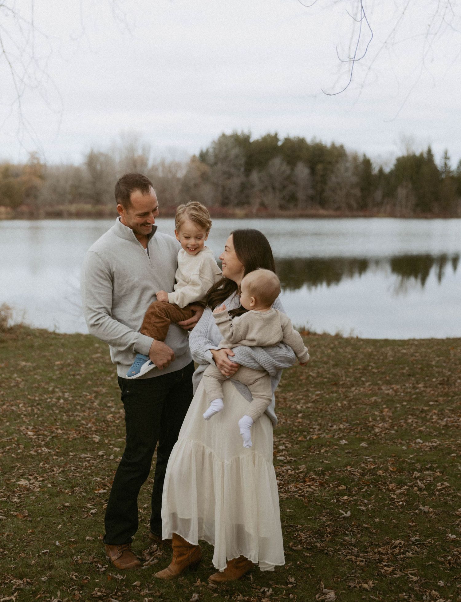 Woodstock Ontario family photographer | London ON family photos | Kitchener Waterloo family photography | Photographer Near Me | Woodstock