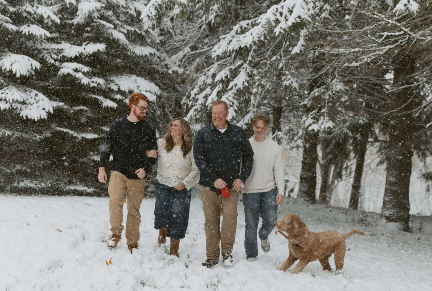 Woodstock Ontario family photographer | London ON family photos | Kitchener Waterloo family photography | Photographer Near Me | Woodstock