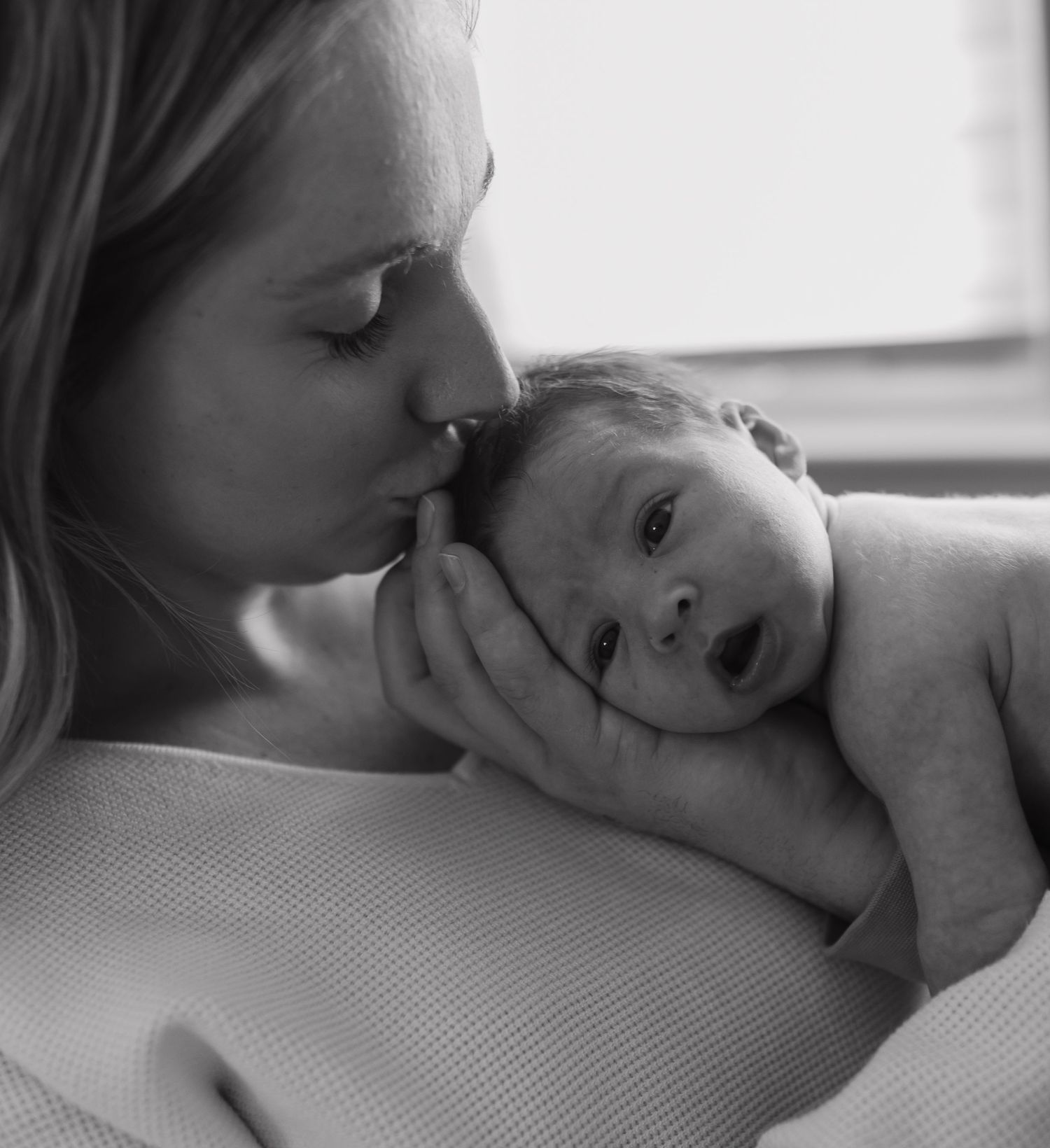 Woodstock Newborn Photographer, Woodstock Maternity Photographer, Woodstock Motherhood Photographer, Woodstock Birth Photographer, Fresh 48