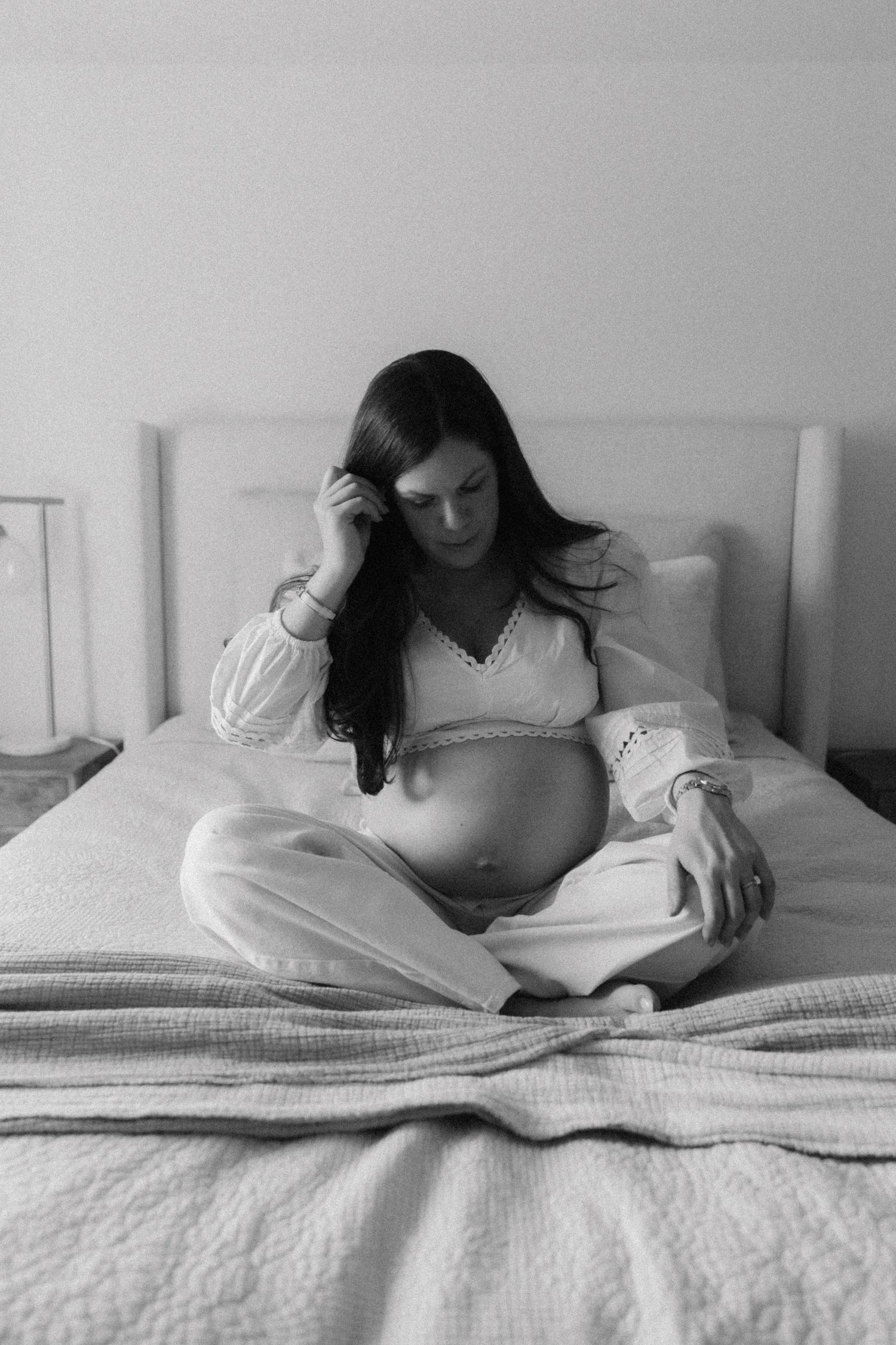 Maternity Photographer Near Me,Maternity photos, Brantford Maternity photographer,Kitchener Maternity Photographer,Brantford Photographer