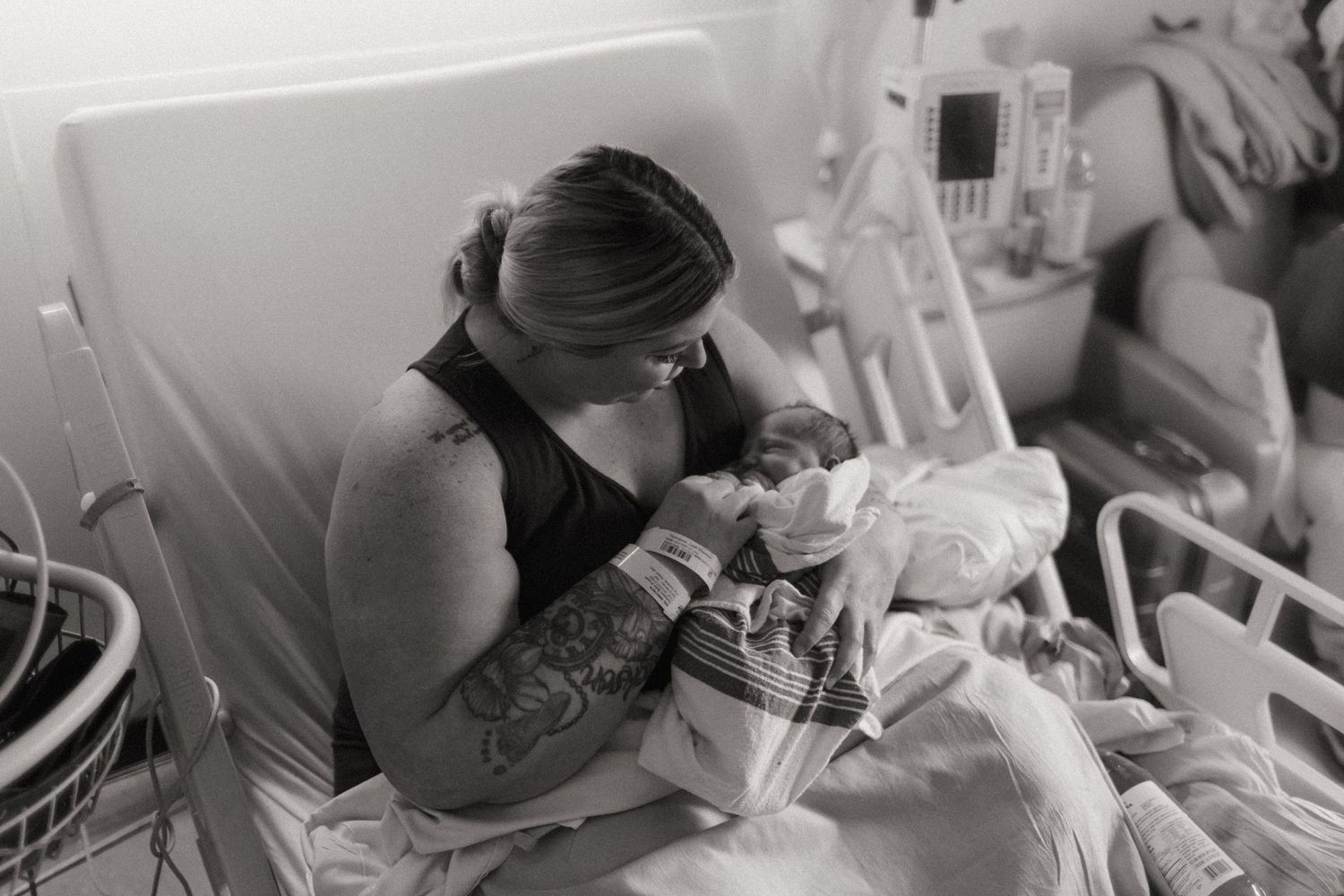 fresh 48 photographer woodstock, birth photography, birth photographer woodstock, birth photography near me, newborn photographer woodstock