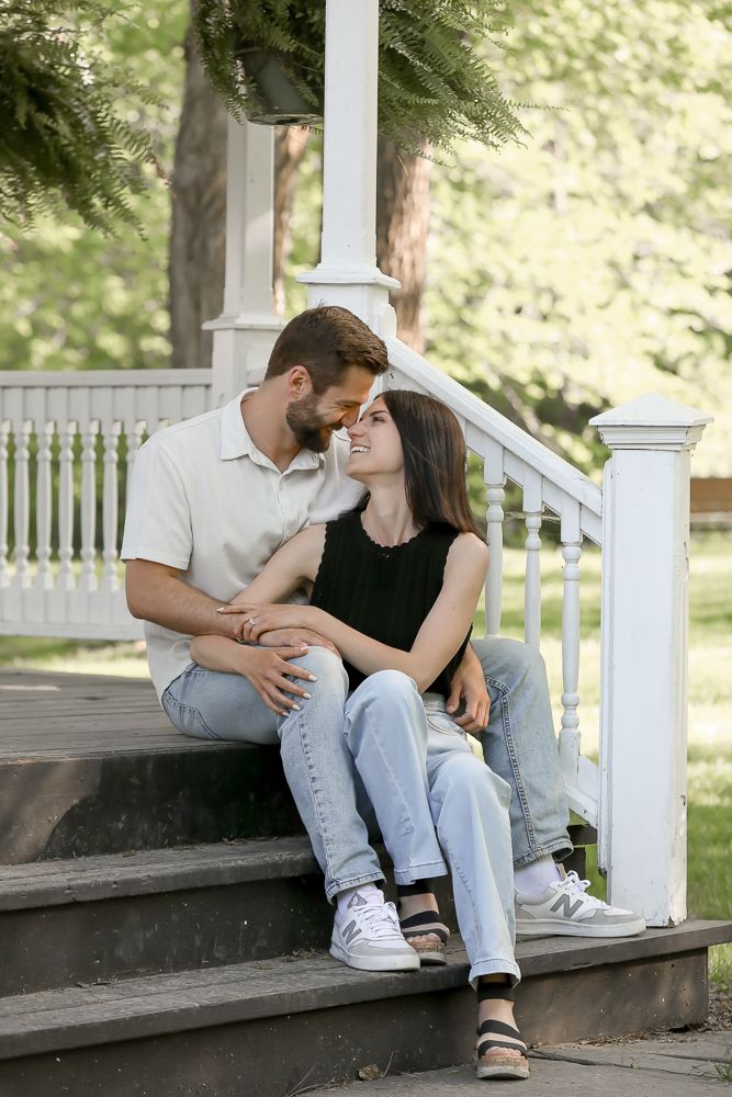 photographer: wedding photographer; Michigan photographer; engagement; graduation; family photography: senior photographer; portrait; photos