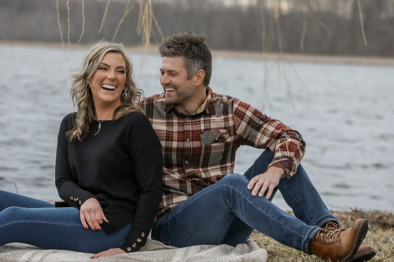 photographer: wedding photographer; Michigan photographer; engagement; graduation; family photography: senior photographer; portrait; photos