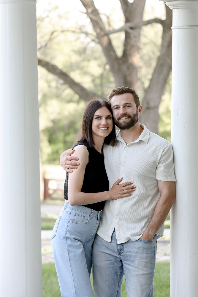 photographer: wedding photographer; Michigan photographer; engagement; graduation; family photography: senior photographer; portrait; photos