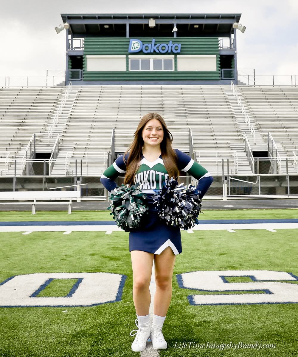photographer: wedding photographer; Michigan photographer; engagement; graduation; family photography: senior photographer; portrait; photos