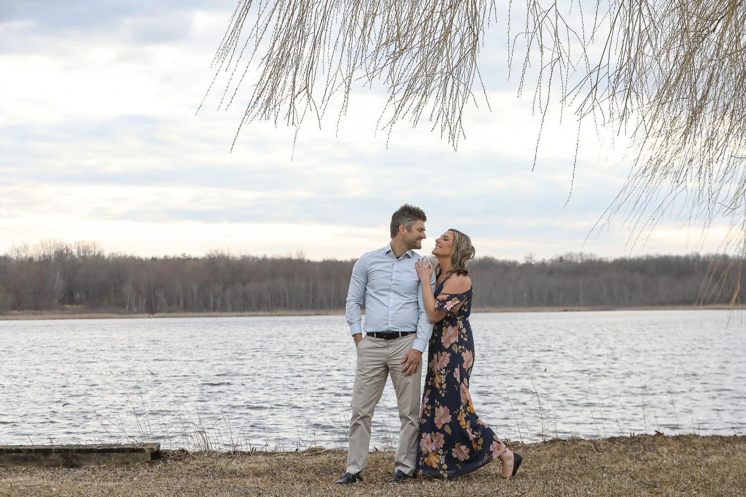 photographer: wedding photographer; Michigan photographer; engagement; graduation; family photography: senior photographer; portrait; photos