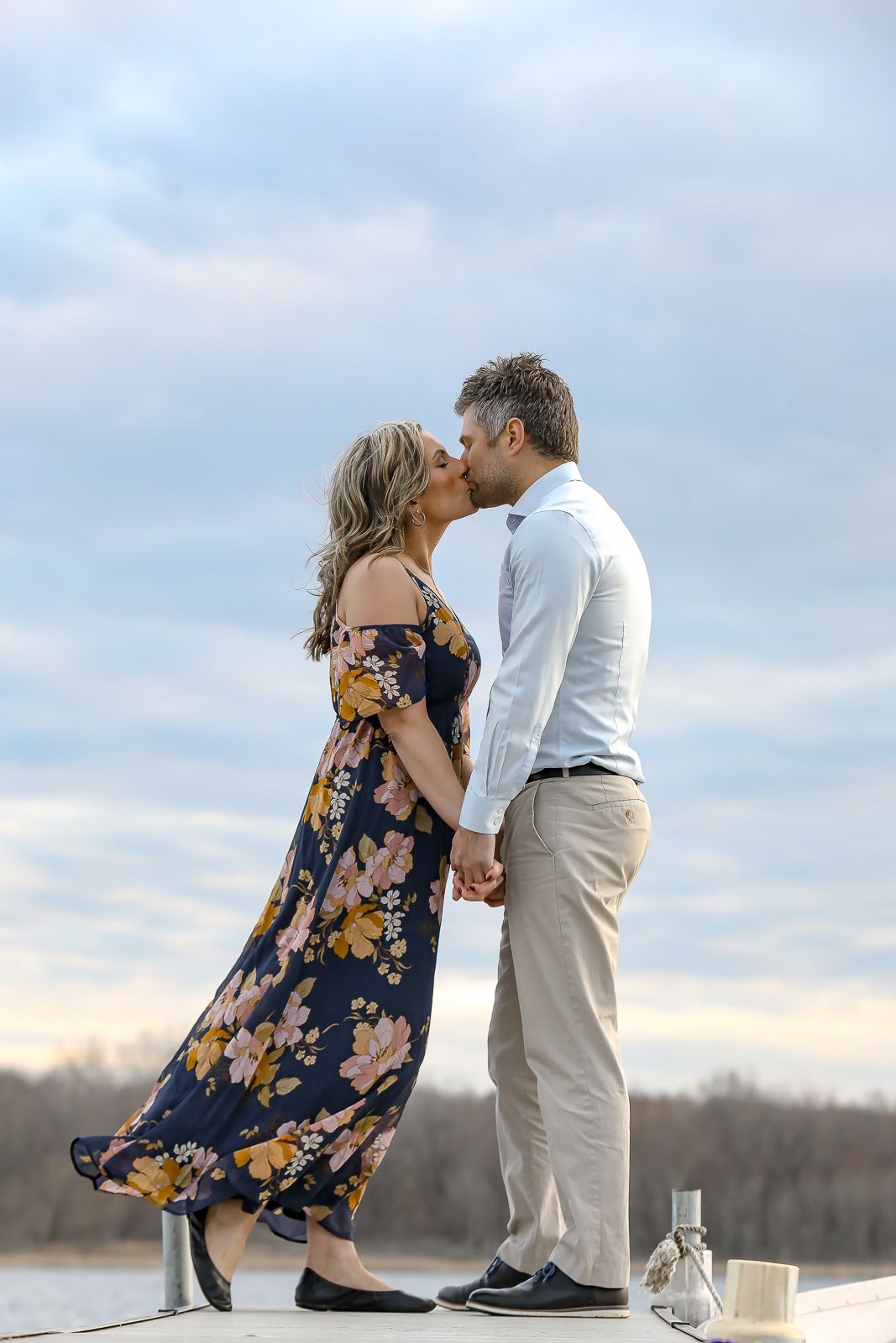 photographer: wedding photographer; Michigan photographer; engagement; graduation; family photography: senior photographer; portrait; photos