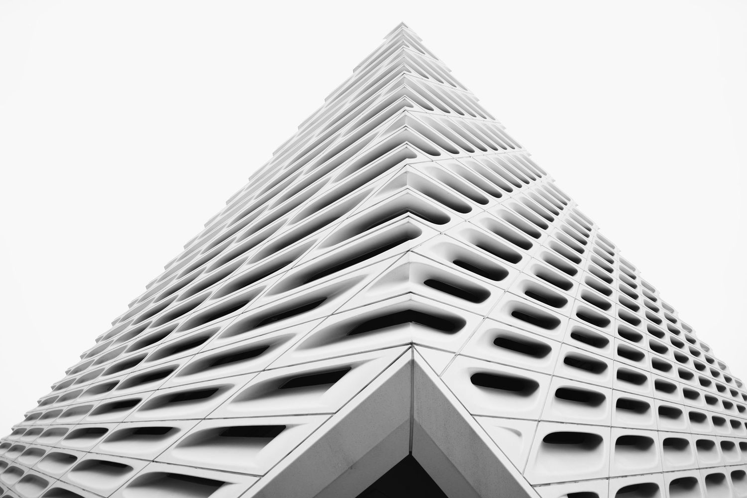 The broad museum exterior.