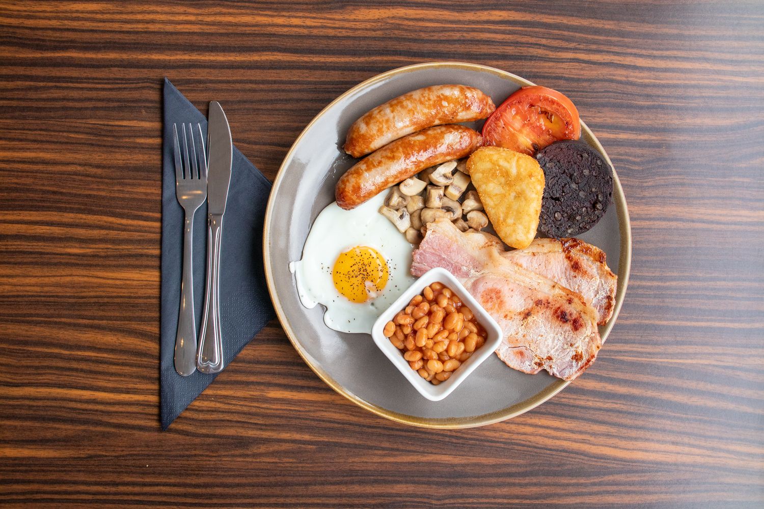 luxury english breakfast
