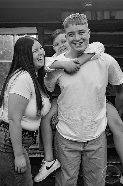sibling photo