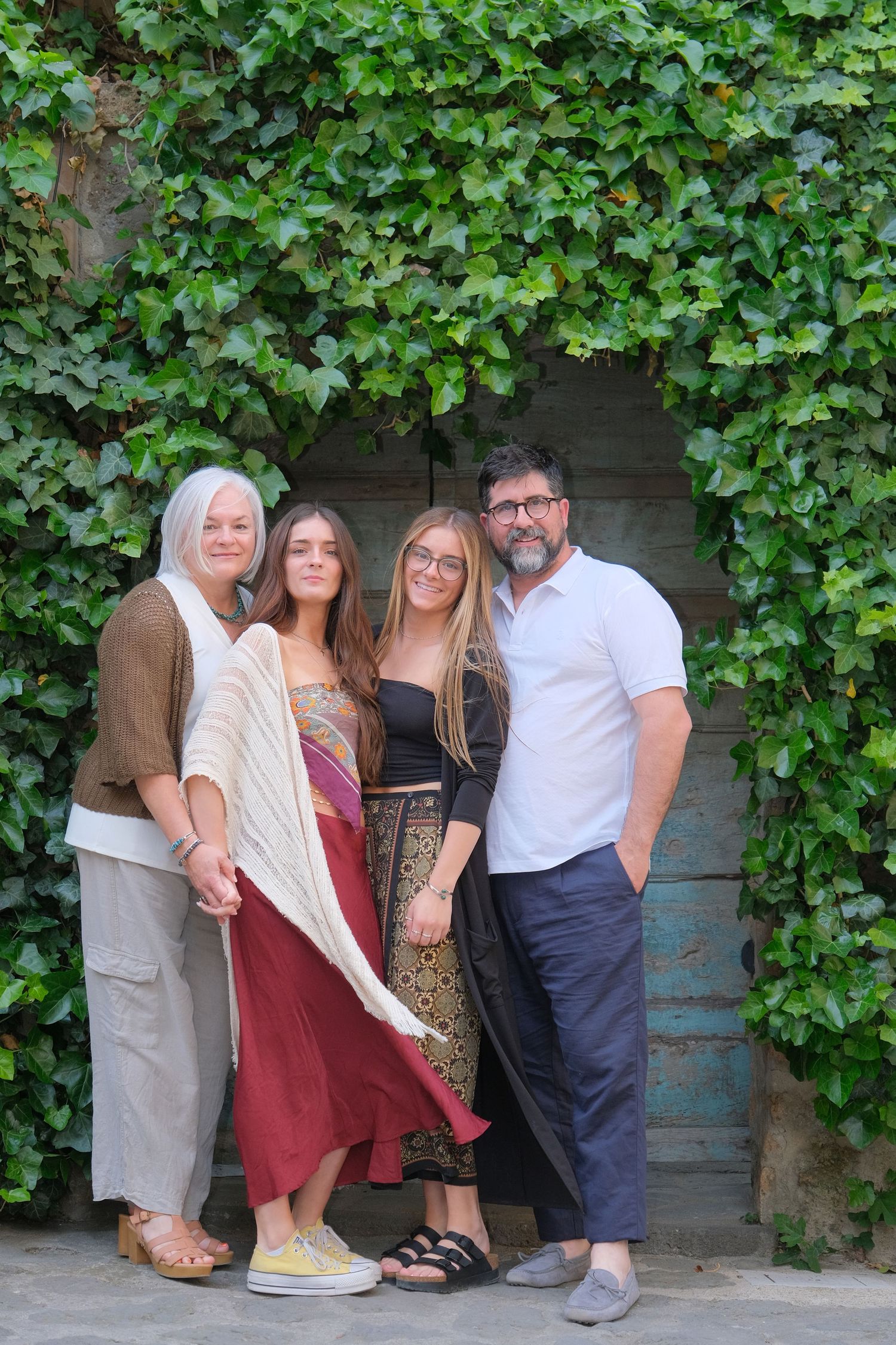 “Joyful family lifestyle photo in Italy capturing playful, natural moments with children and parents in Umbria and Tuscany.”