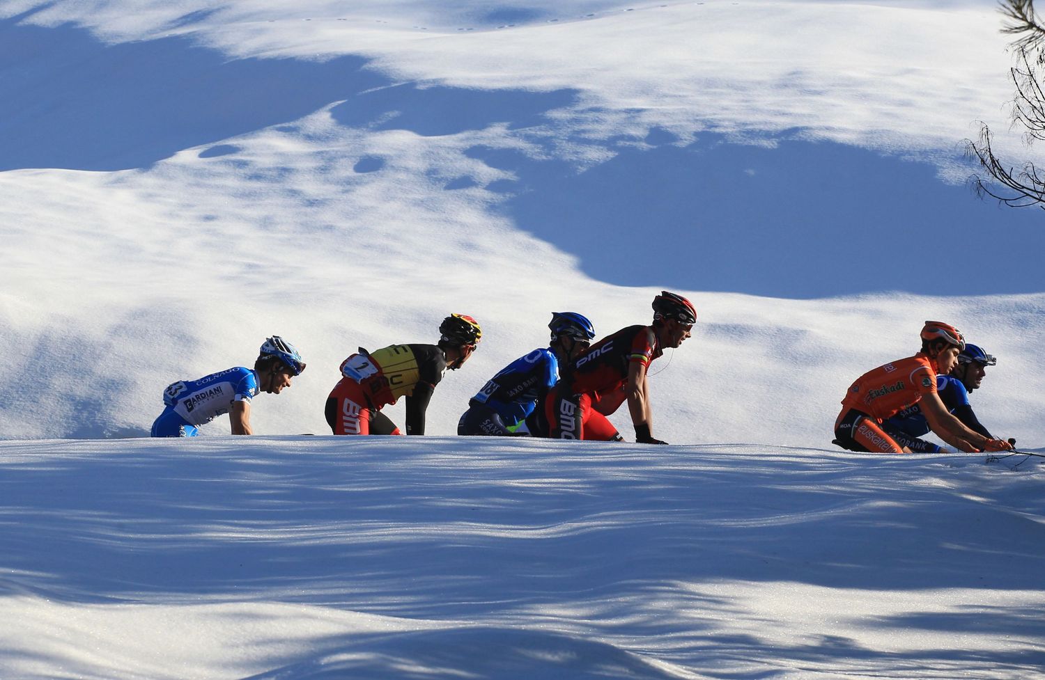 Sport - Cycling - Giro d'Italia - Tour de France - Snow
