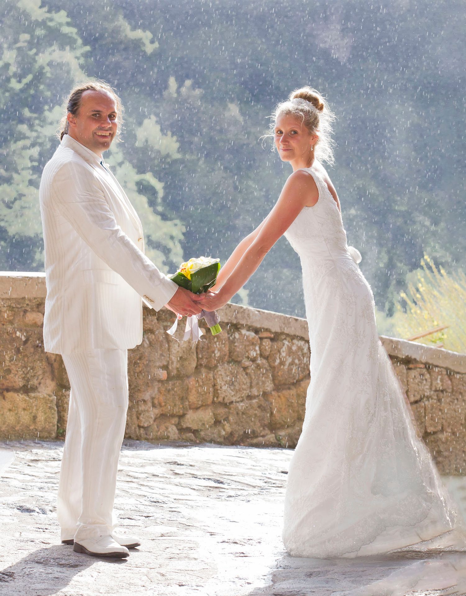 “Fun and joyful wedding photo in Italy capturing natural, playful, and loving moments of the bride and groom.”
