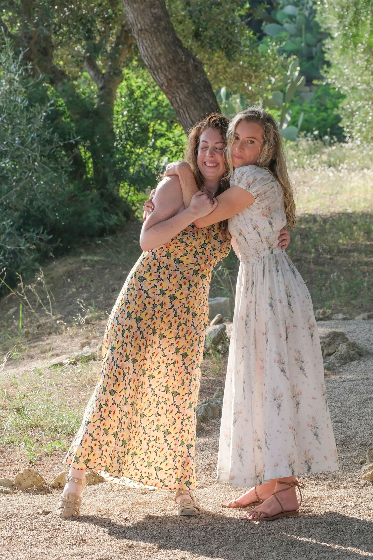 “Couple photography in Puglia capturing playful, loving, and natural moments together outdoors.”