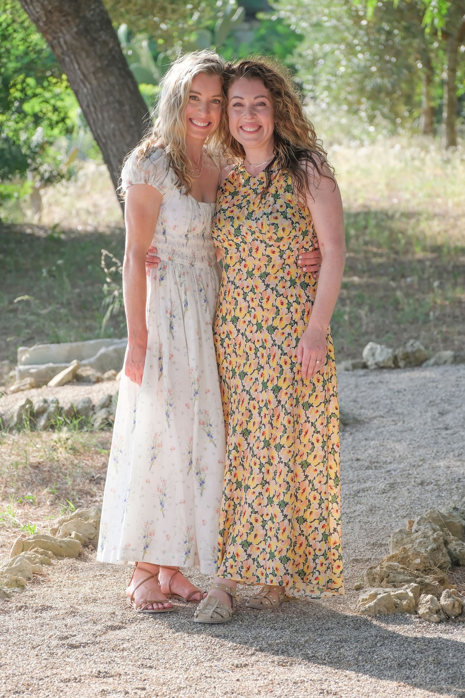 “Couple photography in Puglia capturing playful, loving, and natural moments together outdoors.”