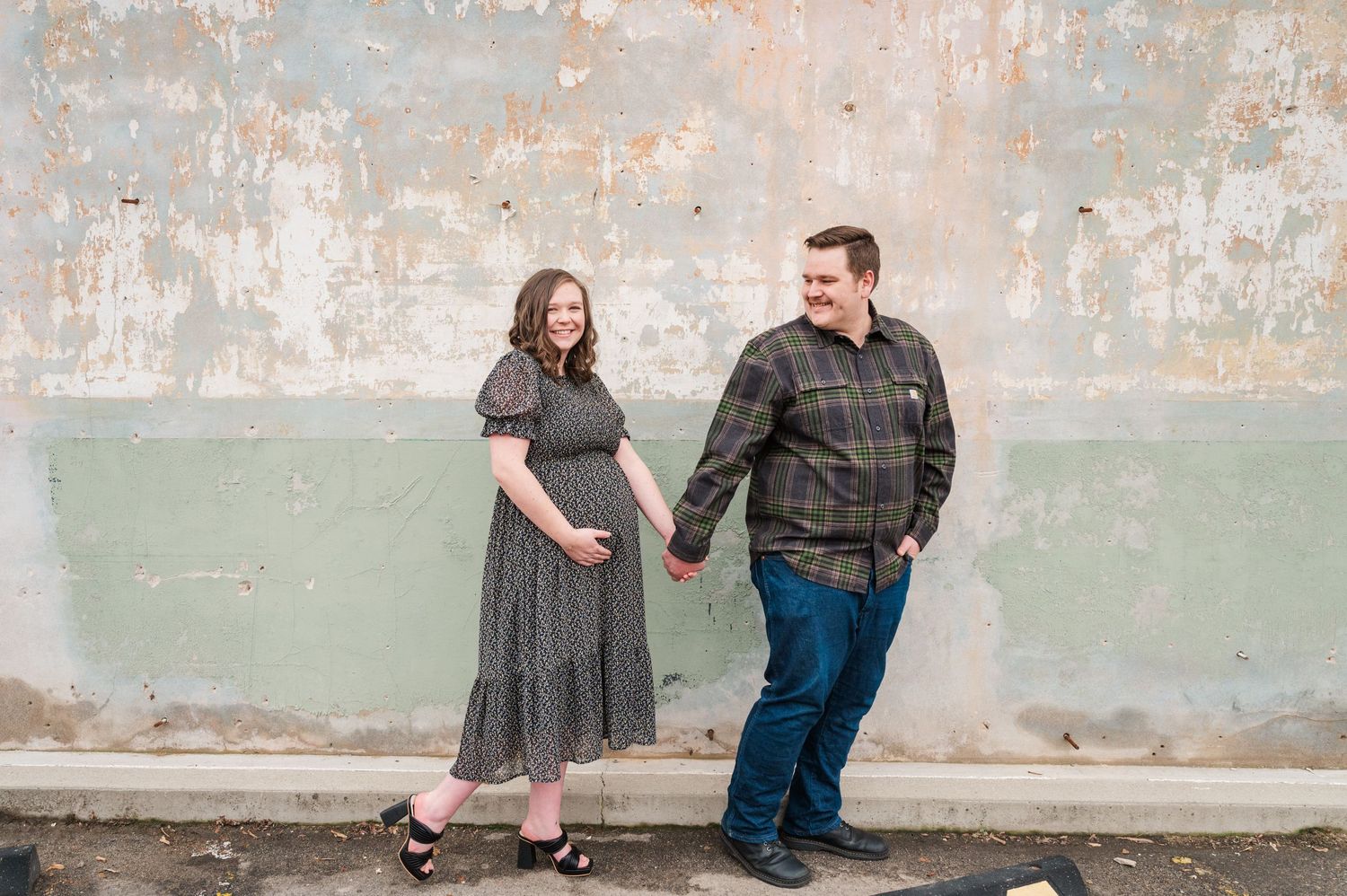 Logan utah maternity photographer
