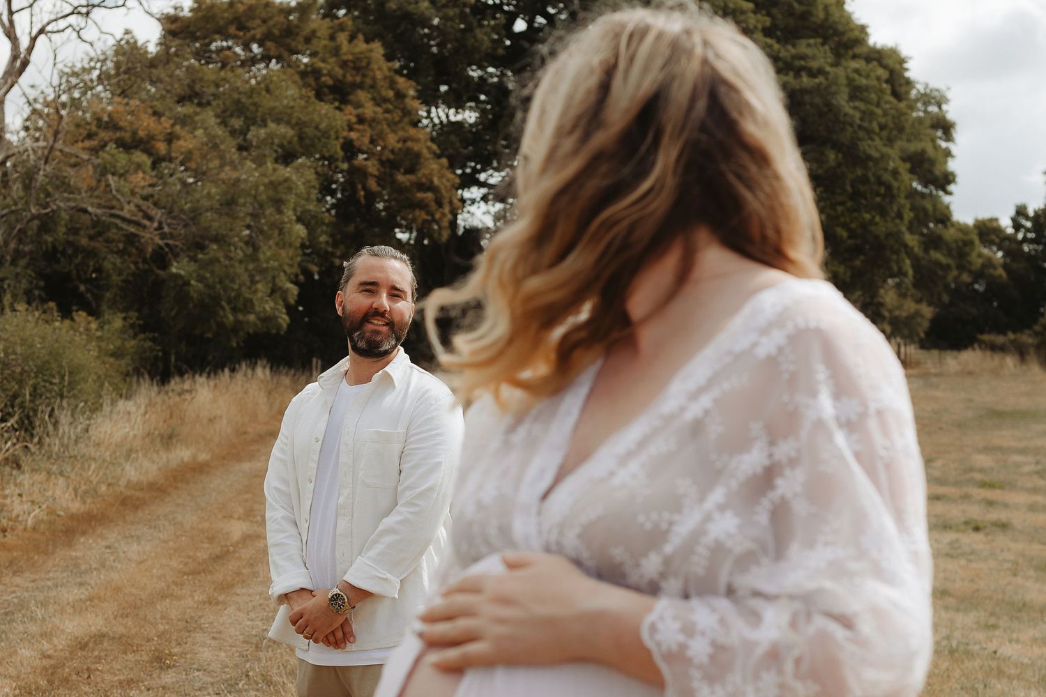 maternity, couple, outdoors , natural