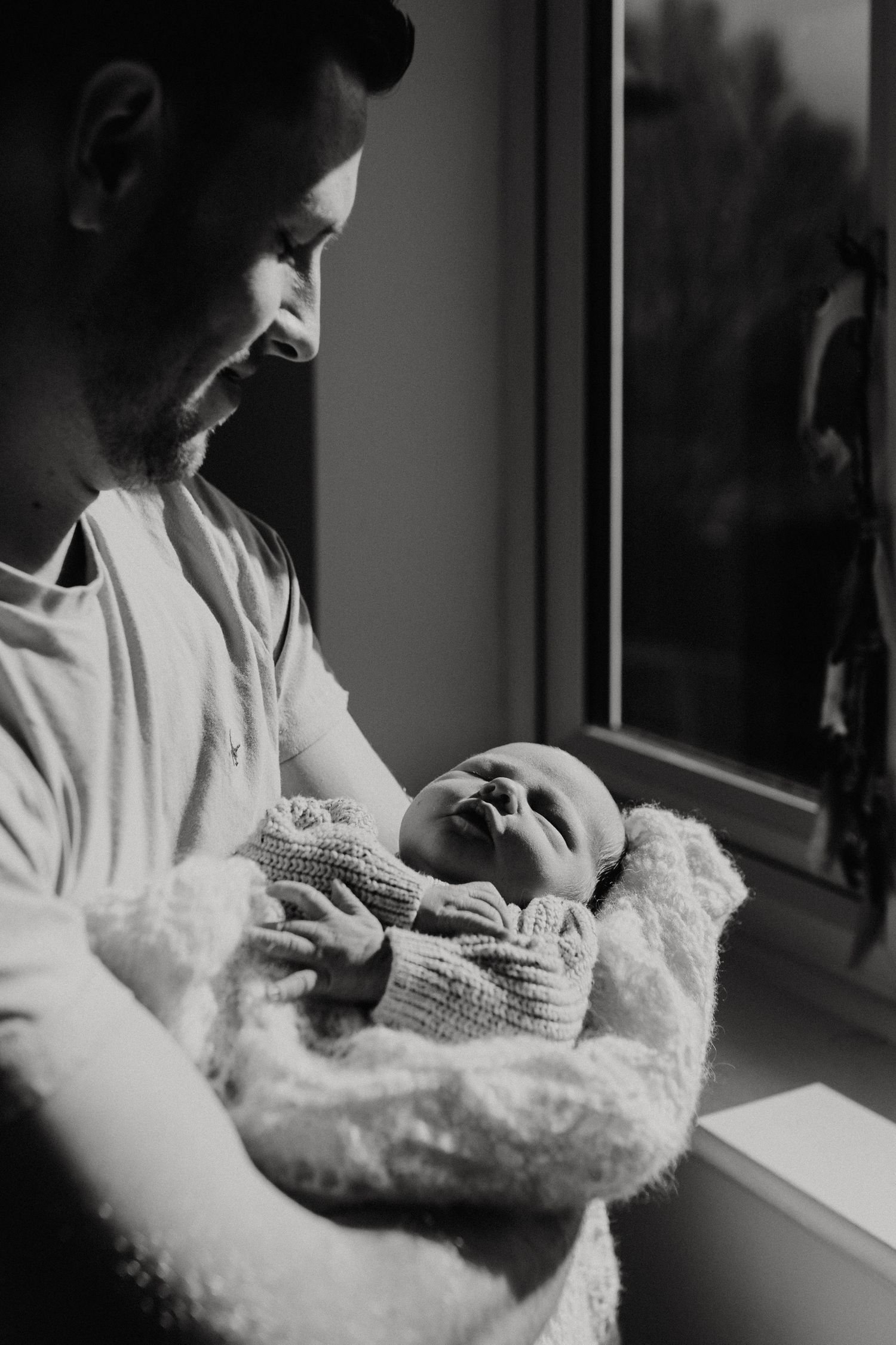 natural , in home, newborn photographer , cosy , relaxed