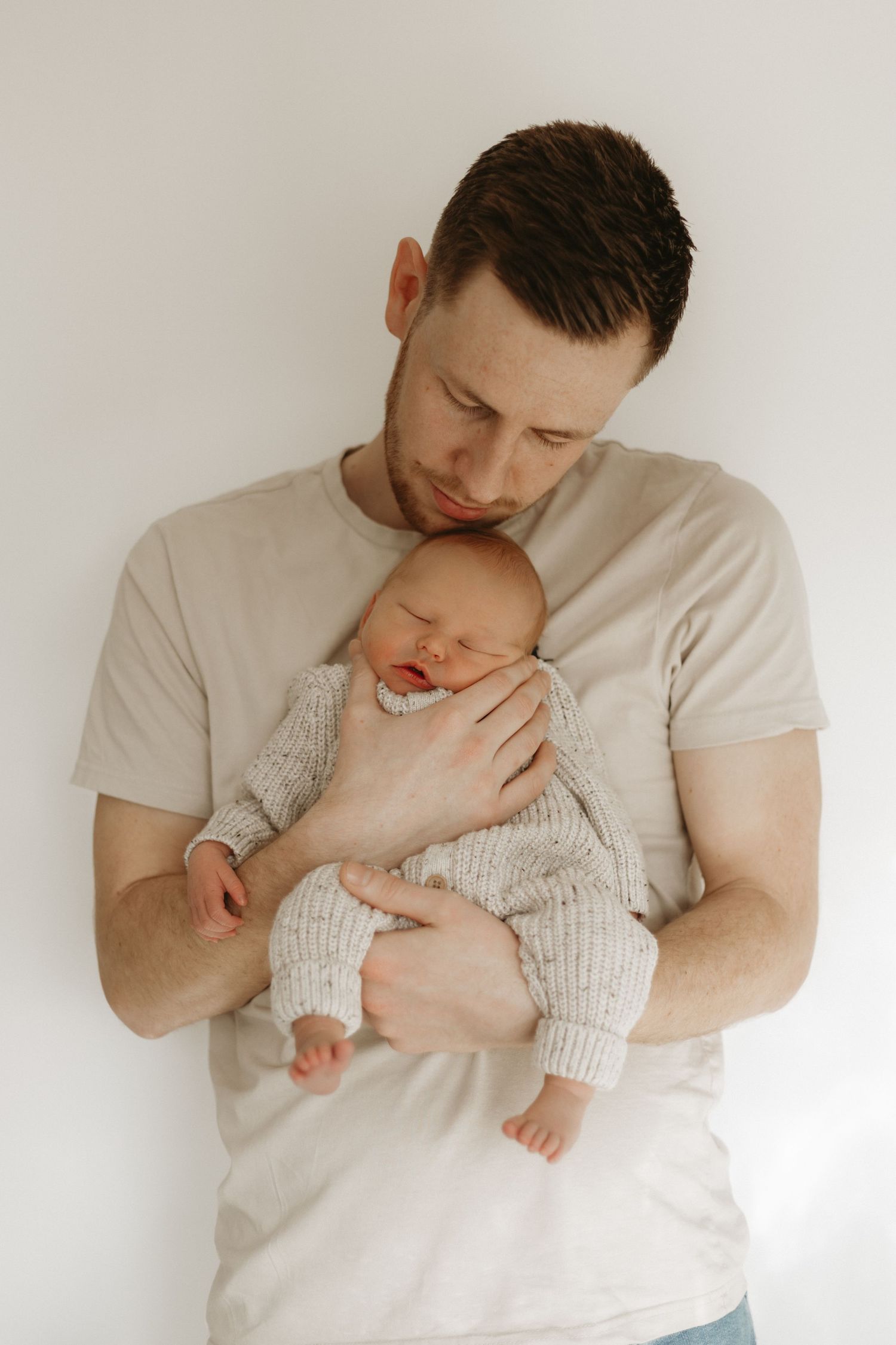 natural , in home, newborn photographer , cosy , relaxed
