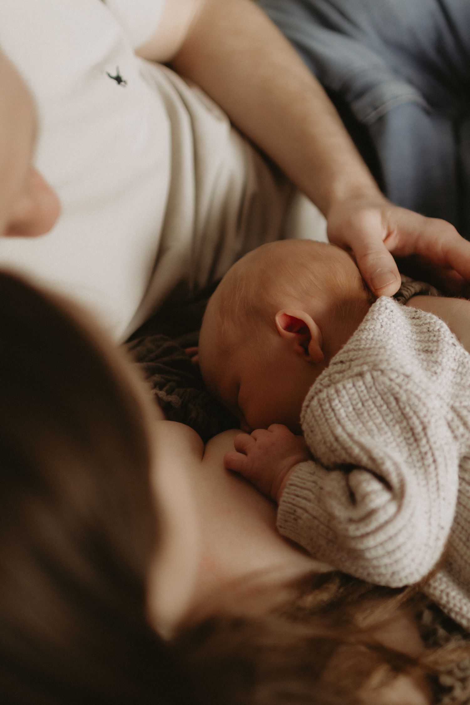 natural , in home, newborn photographer , cosy , relaxed, details
