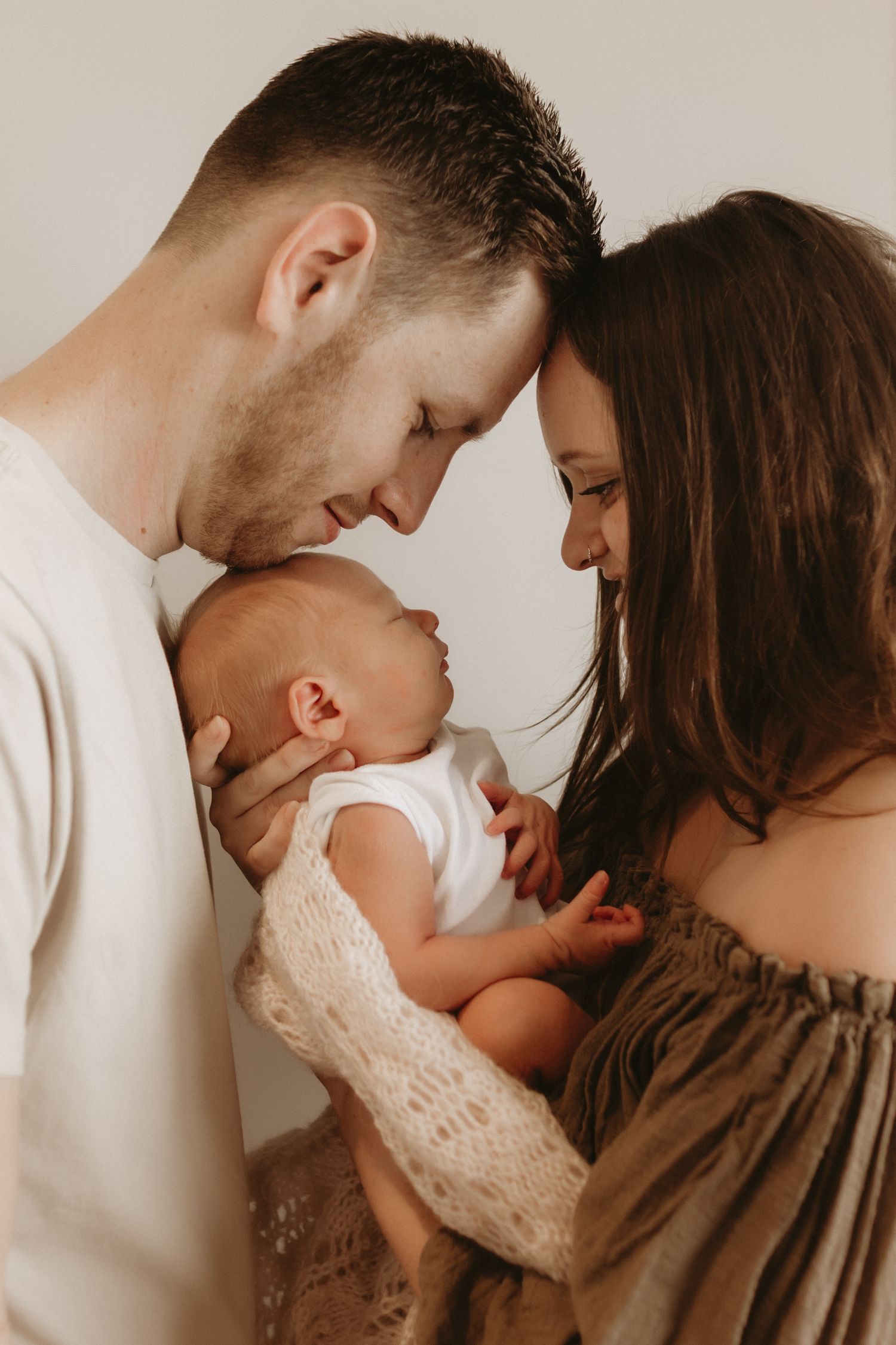 natural , in home, newborn photographer , cosy , relaxed