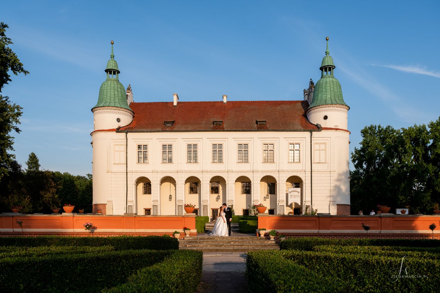 Sesja ślubna na zamku, fotograf ślubny Baranów Sandomierski