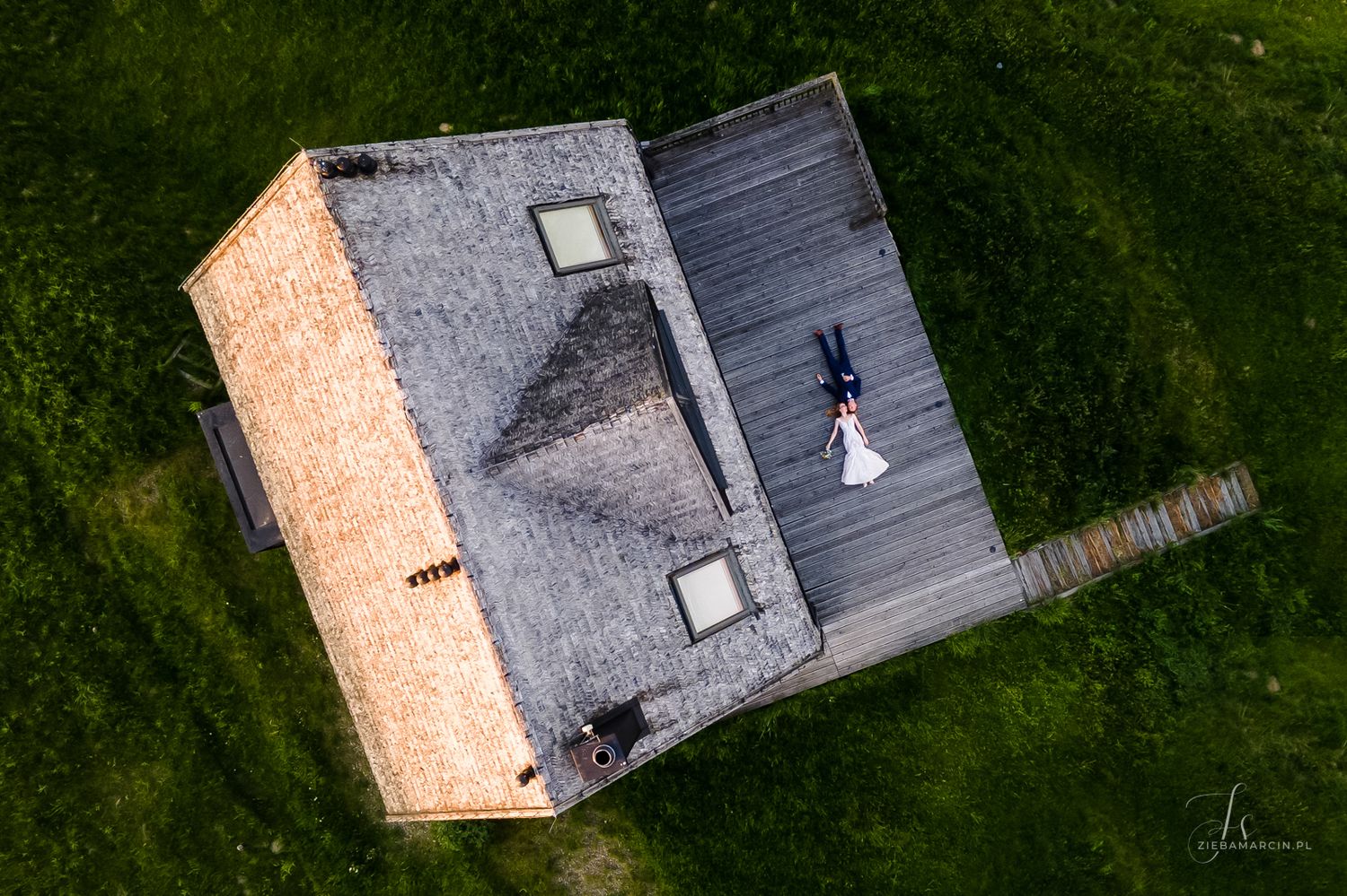 Para młoda, ujęcie sfotografowane dronem, fotograf ślubny Podhale