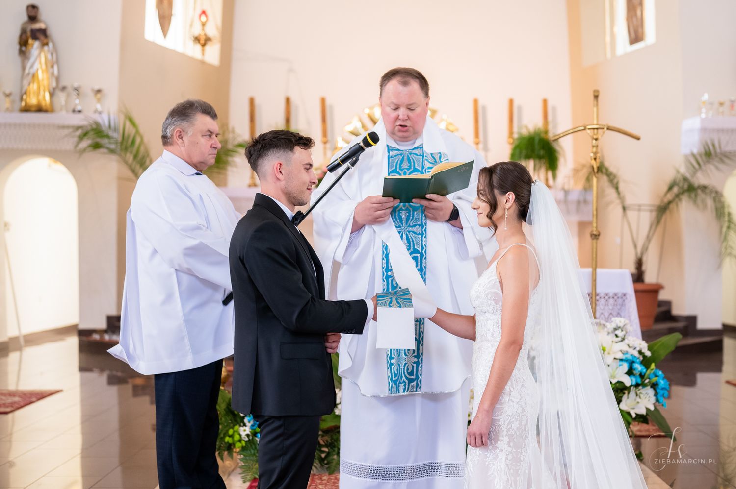 Przysięga małżeńska, emocjonalna fotografia ślubna Jasło