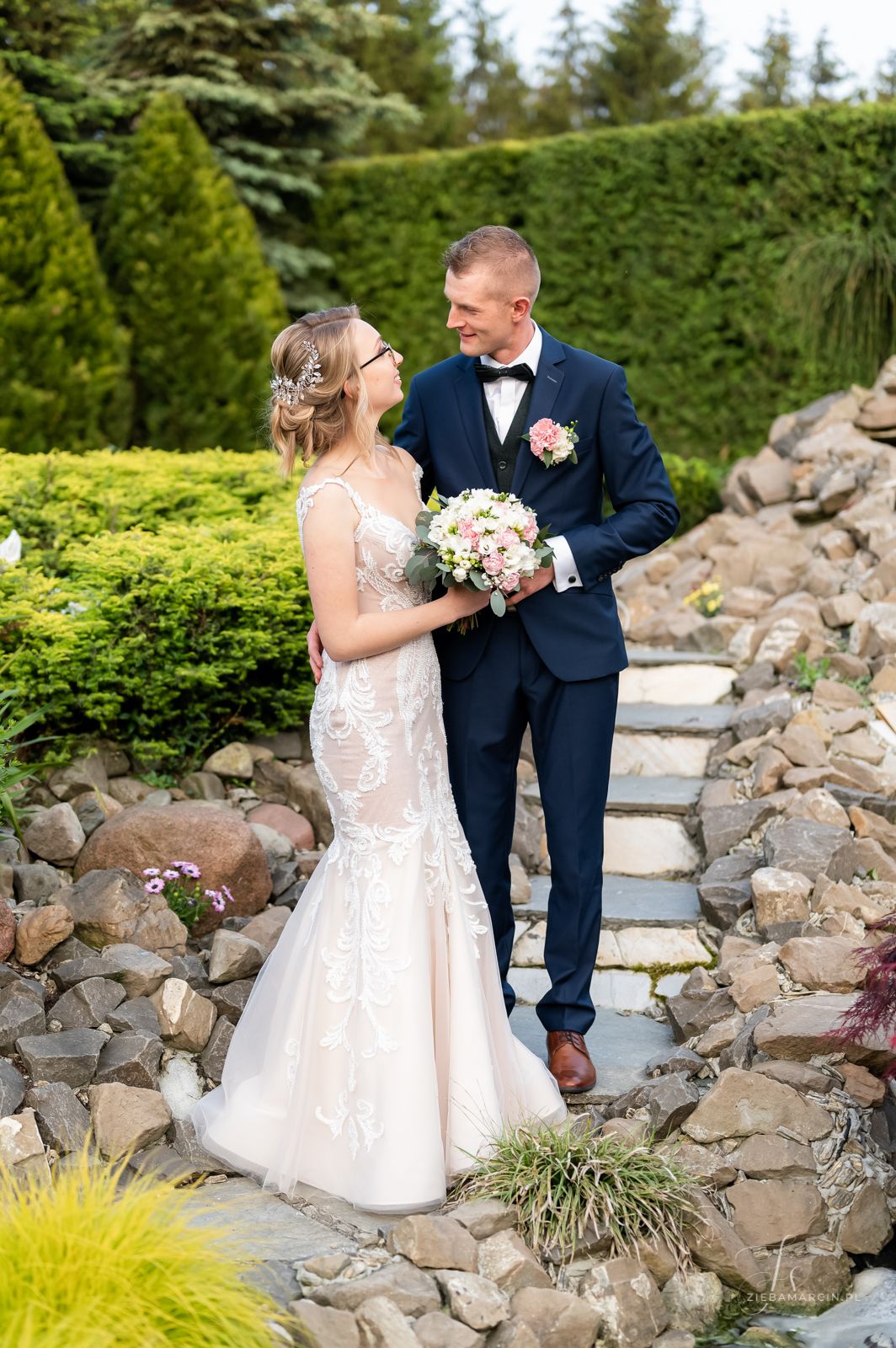 Romantyczna mini sesja w ciepłym świetle, fotograf ślubny Jasło