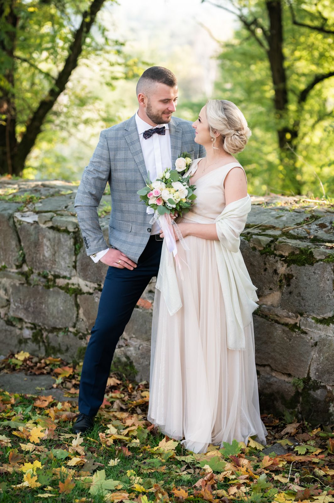 Naturalna mini sesja tuż po ceremonii, fotograf ślubny Biecz