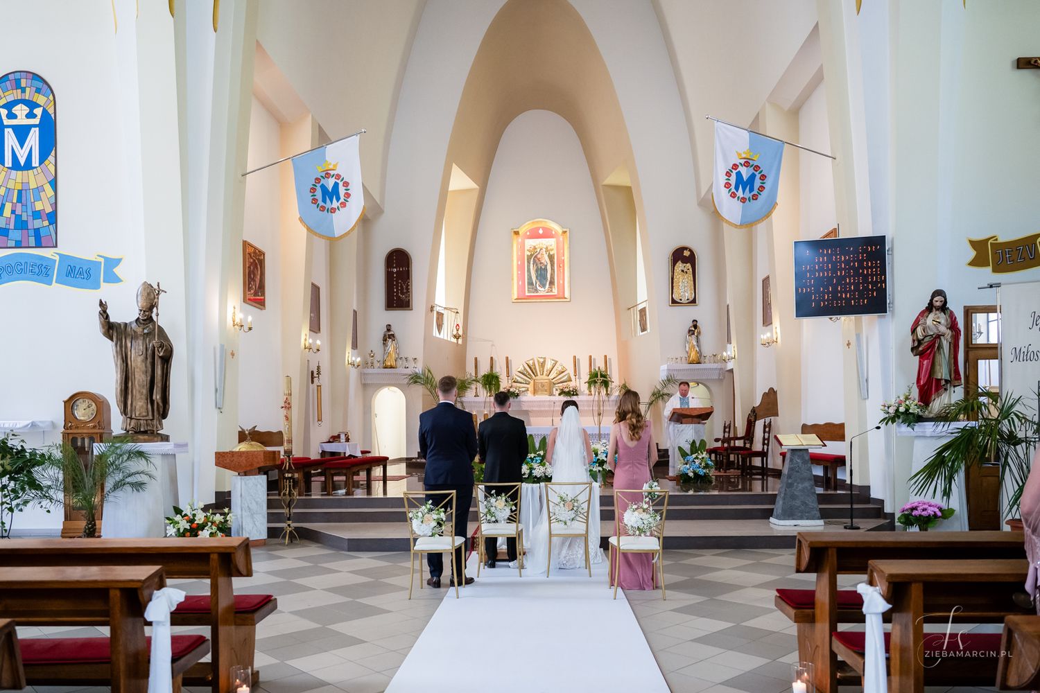 Podczas ceremonii ślubnej, reportaż ślubny Jasło i okolice